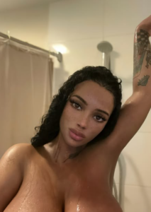 💋 Raychiel – Sexy Carribean Girl Curvy Im here in london Cant wait to Know You! 🍭